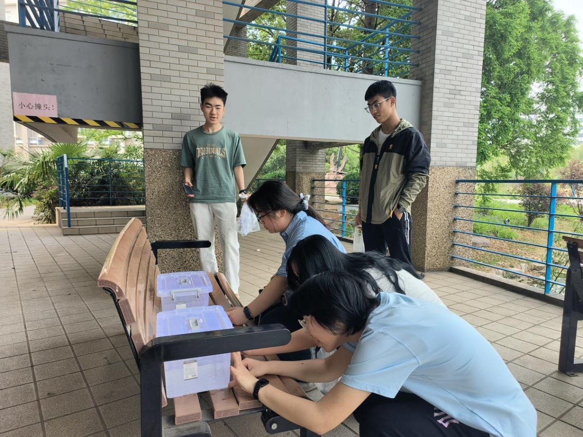 我院举办“水的征程，青春驰骋”主题定向越野活动
