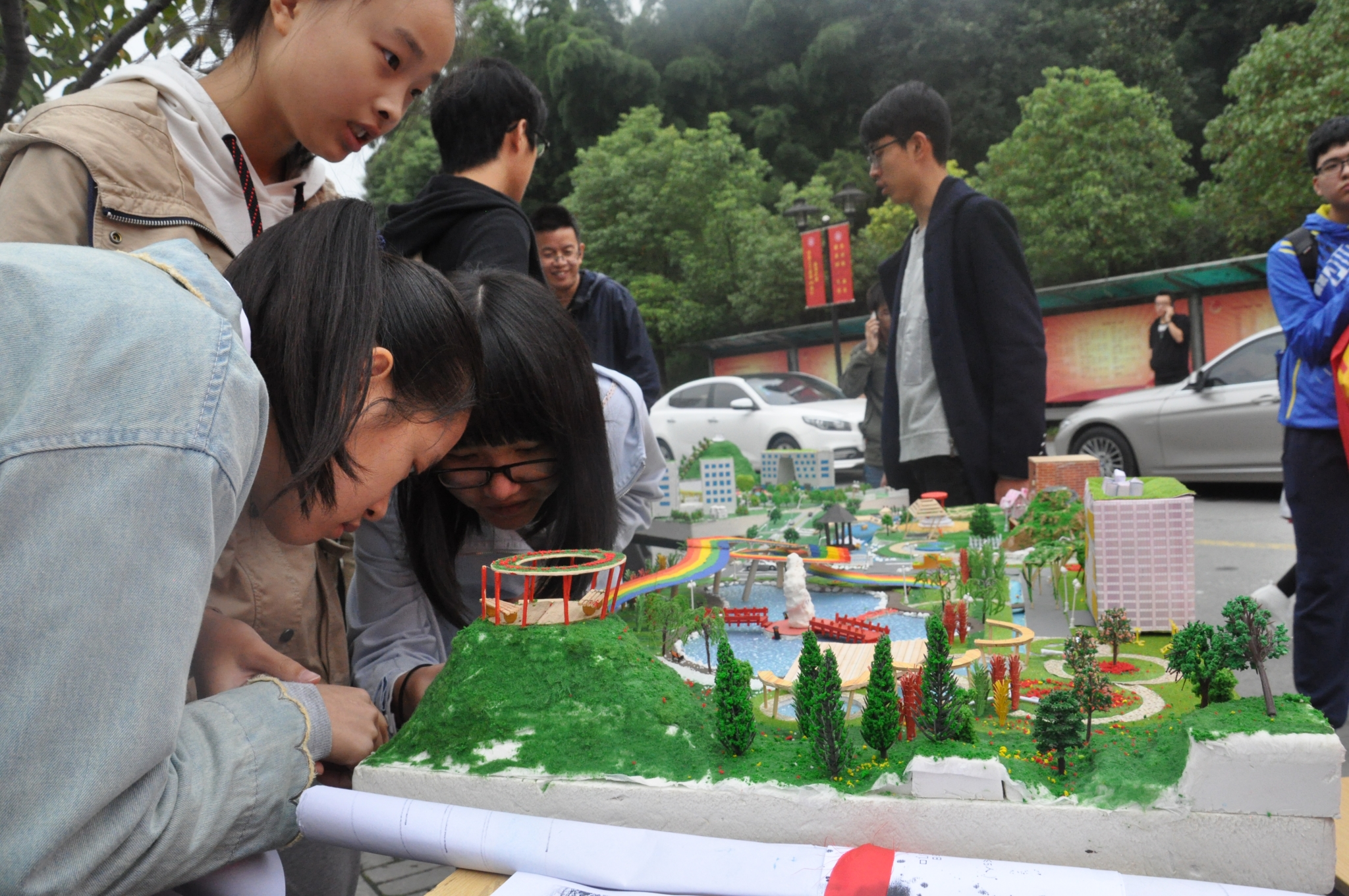 我院进行第五届“水模年华”摆摊宣传活动