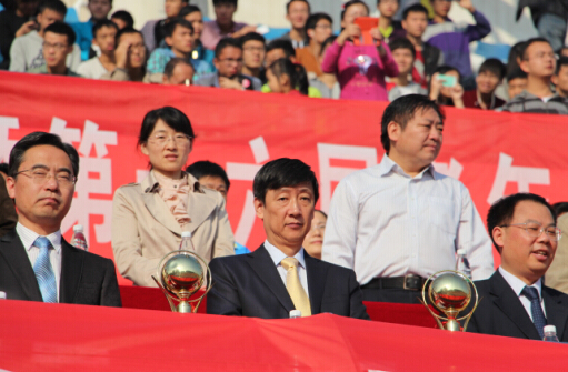 金秋送爽庆百年河海 骄阳徐风迎运动健儿——河海大学第五十届田径...