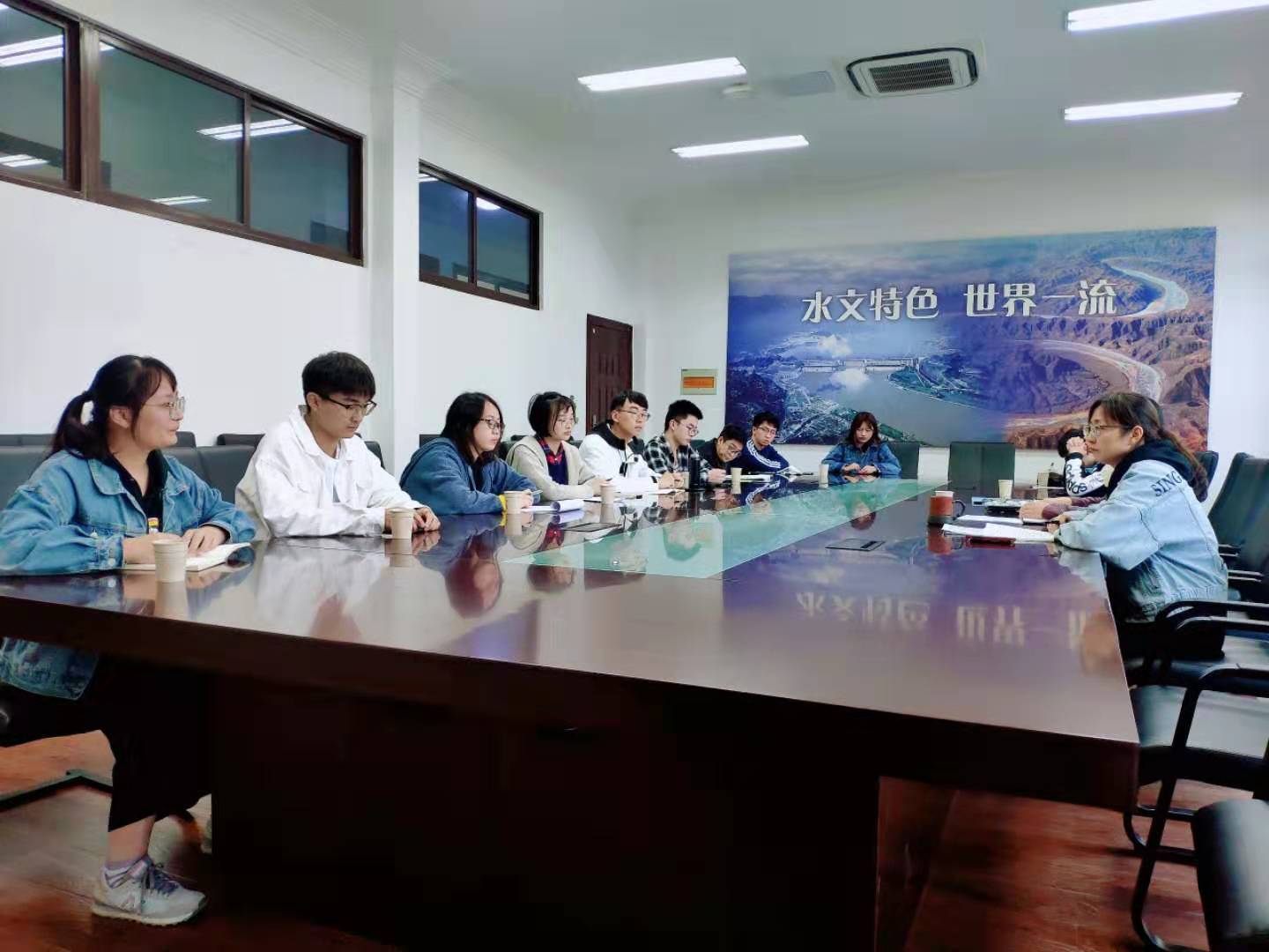 听学生所思所想，探教育教学改革——我院召开学生代表座谈会探讨学...