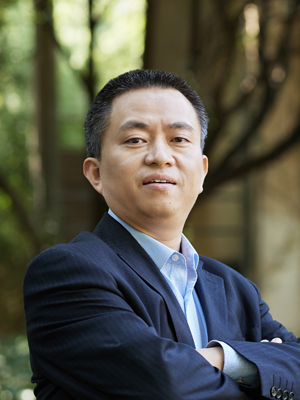 向小华