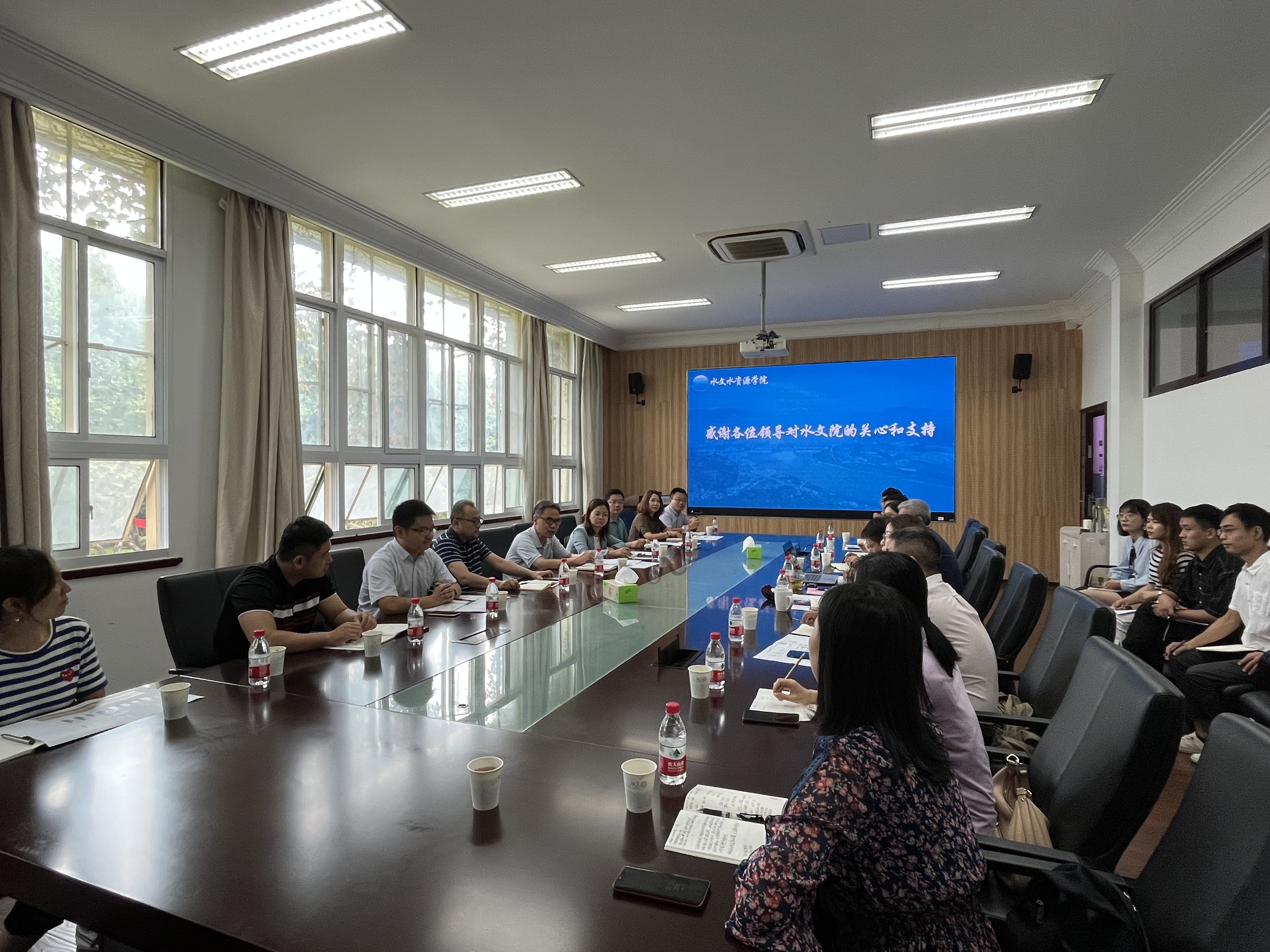 校党委副书记郭继超一行莅临水文院调研指导
