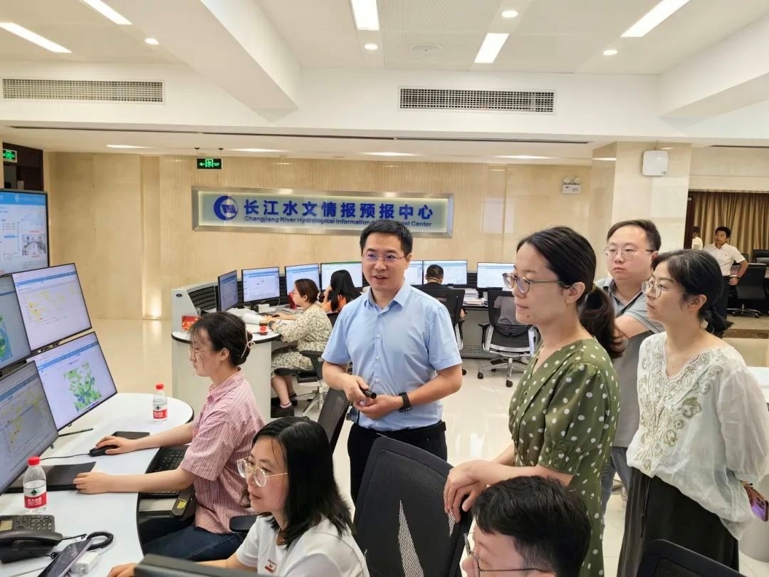 我院8位校友获“全国水利系统先进工作者”称号