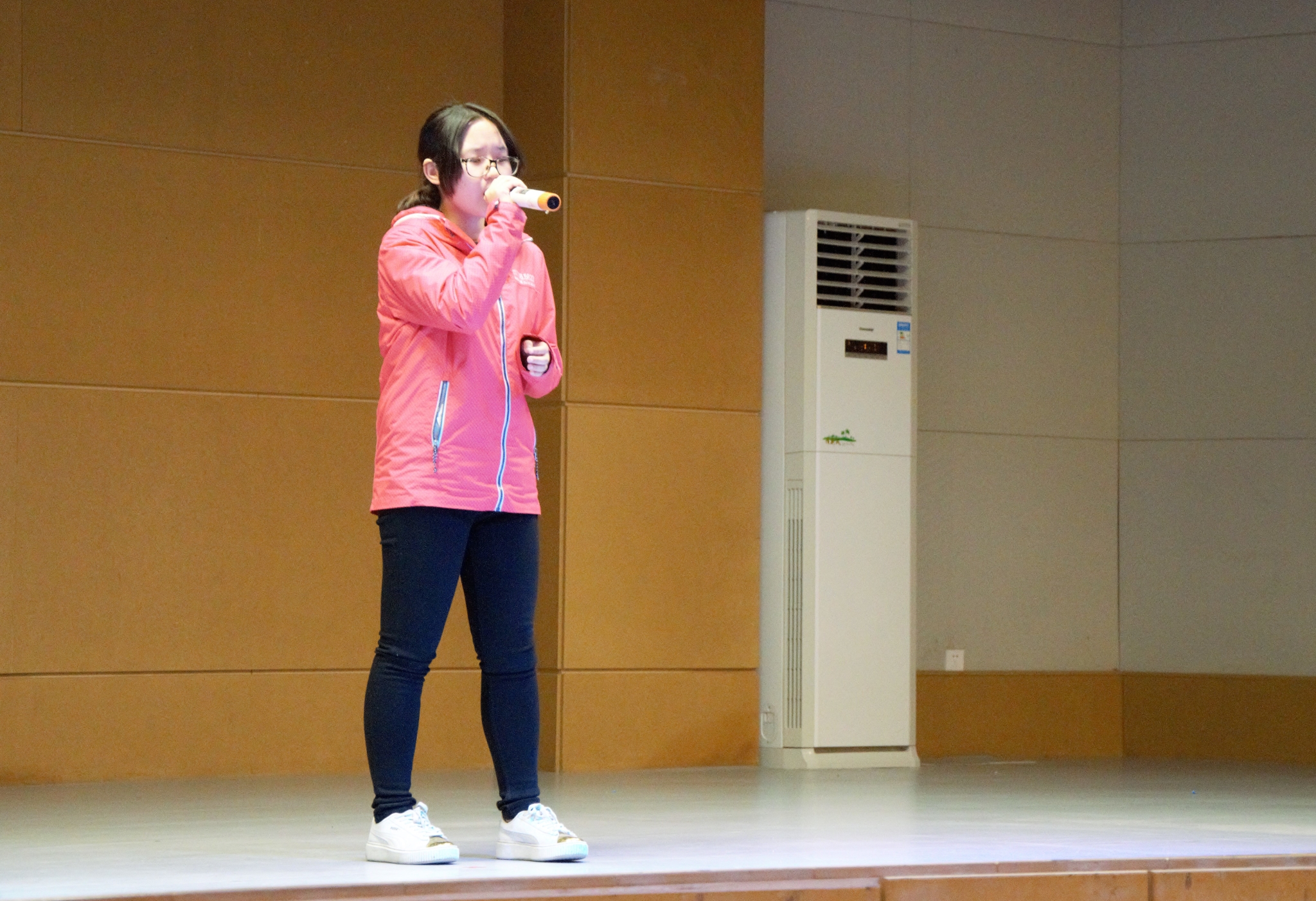 我院举办“十佳歌手”大赛初赛