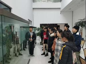 我院青协开展参观地质陈列馆活动