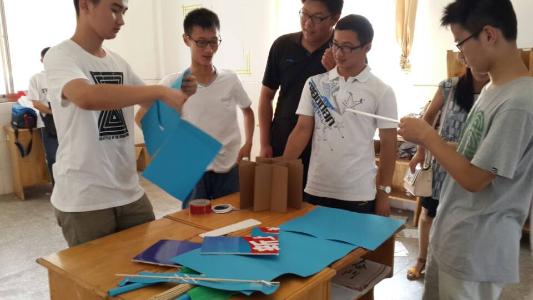 水文院与淮阴中学高校对口中学团建促进行动——2015水文水资源学院...