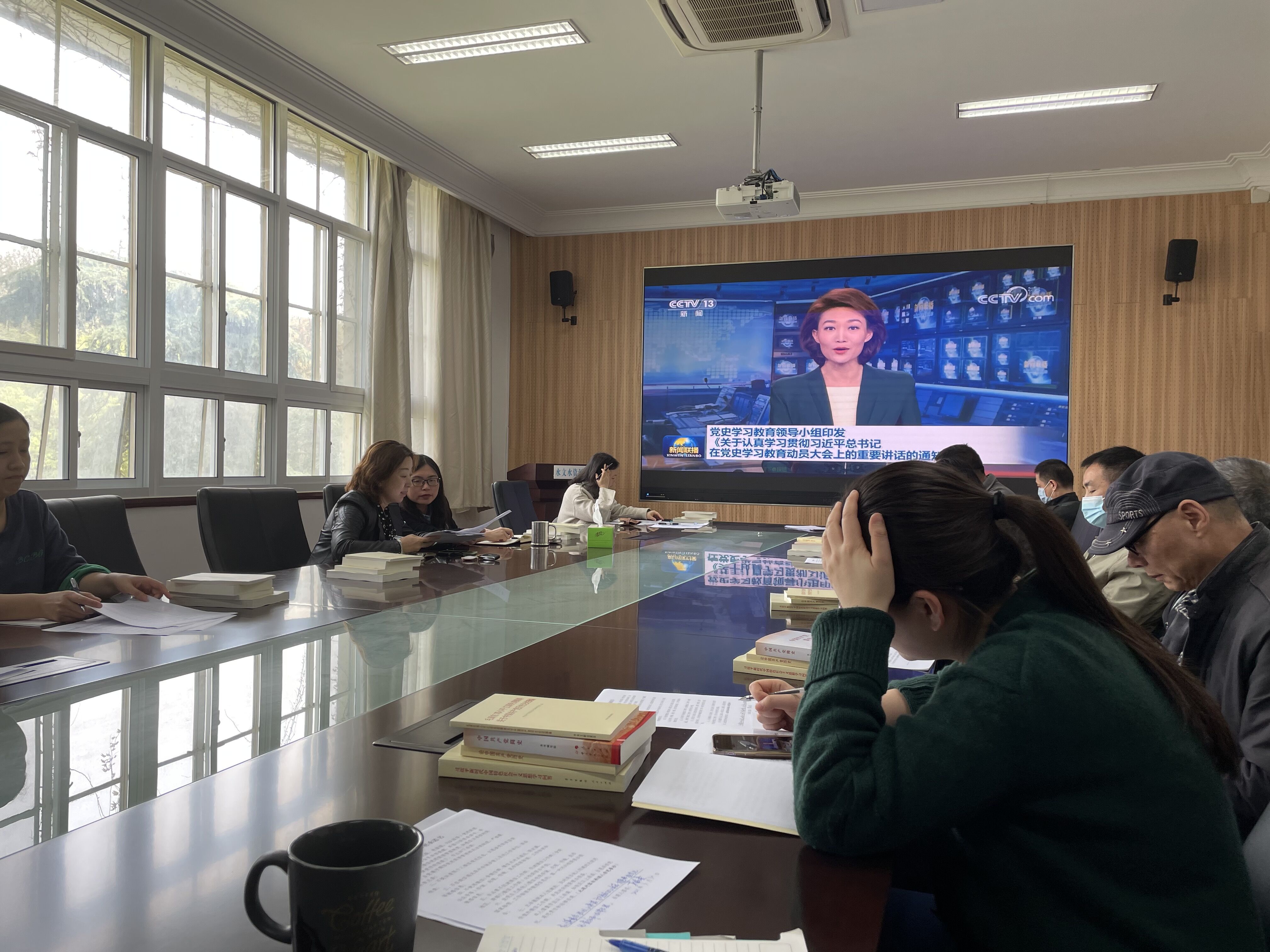学院办公室党支部与机关党委资产与实验室管理处党支部开展联学联建活动